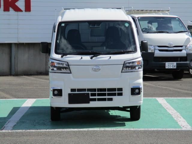 DAIHATSU HIJET truck 4WD 2022