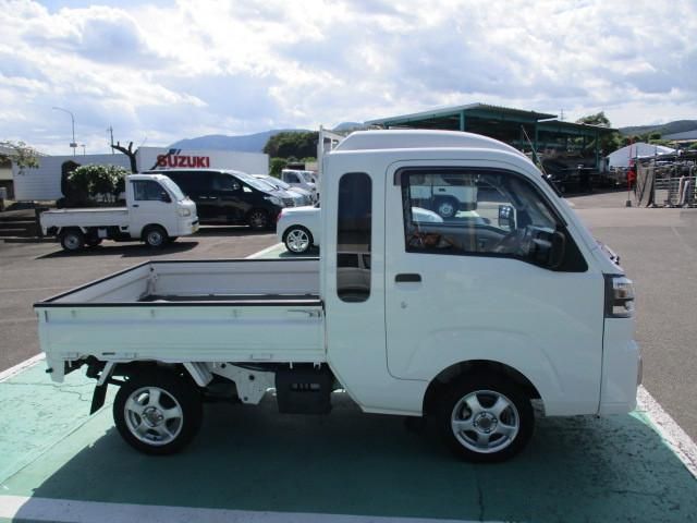 DAIHATSU HIJET truck 4WD 2022
