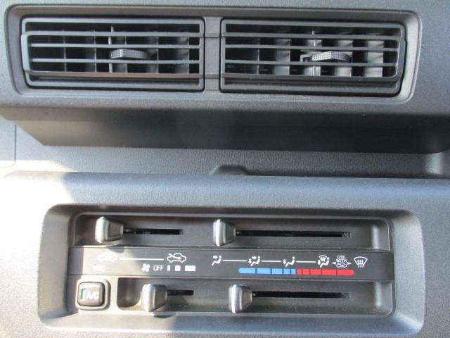 DAIHATSU HIJET truck 4WD 2022