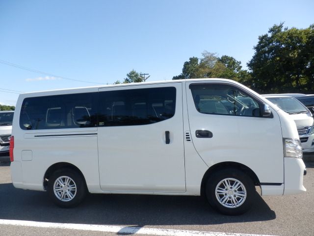 NISSAN NV350 CARAVAN 4WD 2019