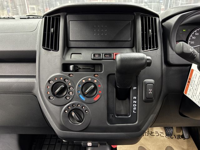 TOYOTA TOWNACE van 4WD 2025