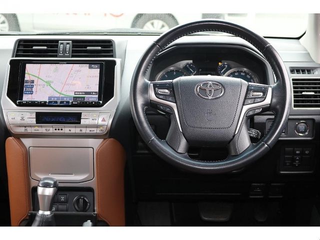 TOYOTA LANDCRUISER PRADO 2021