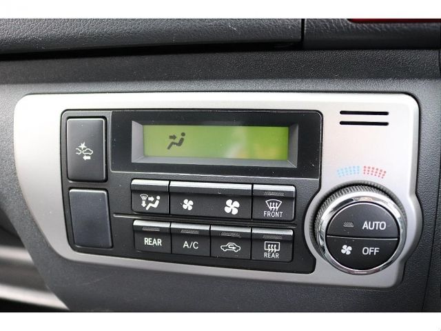 TOYOTA HIACE van 2WD 2018