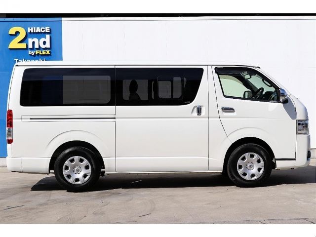 TOYOTA HIACE van 2WD 2018