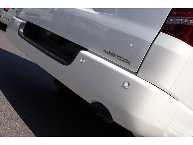 TOYOTA HIACE van 4WD 2021