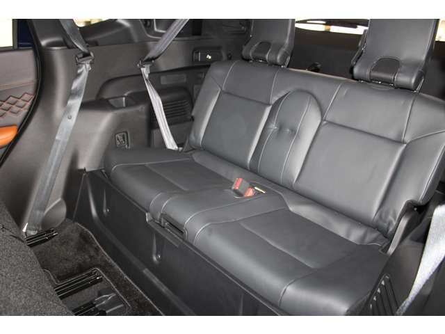 MITSUBISHI OUTLANDER PHEV 2023