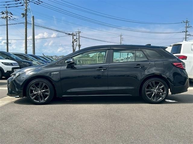 TOYOTA COROLLA TOURING HYBRID 2019