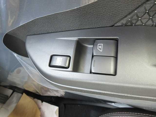 NISSAN CARAVAN van 2WD 2025