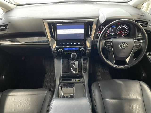 TOYOTA VELLFIRE 2018