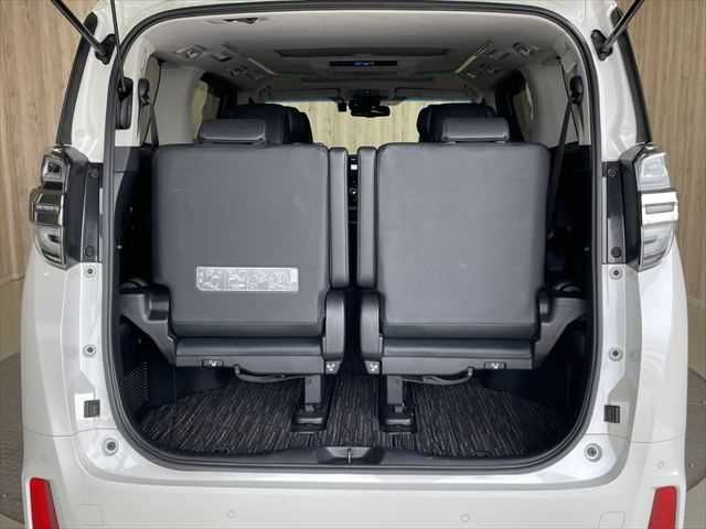 TOYOTA VELLFIRE 2018