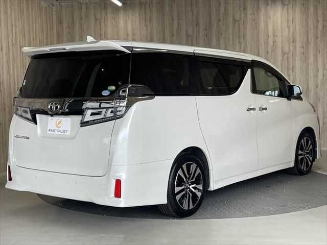 TOYOTA VELLFIRE 2018