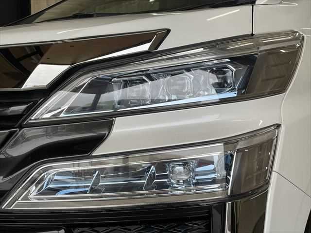 TOYOTA VELLFIRE 2018