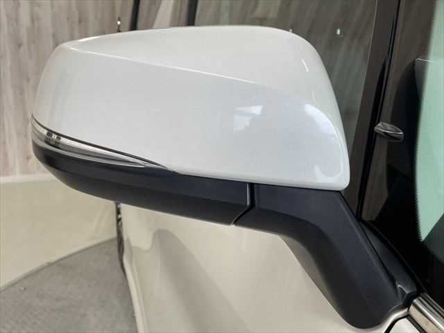 TOYOTA VELLFIRE 2018