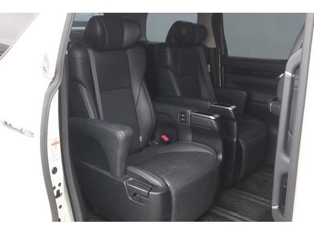 TOYOTA VELLFIRE 2018