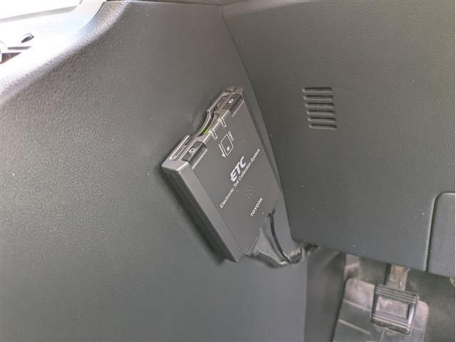 MITSUBISHI DELICA D:5 2WD 2011