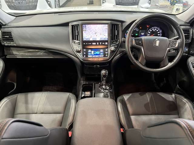 TOYOTA CROWN sedan hybrid 2014