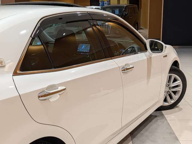 TOYOTA CROWN sedan hybrid 2014