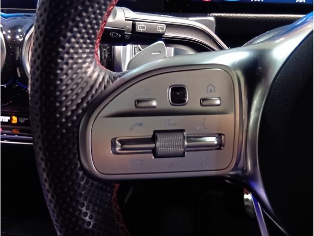 MERCEDES BENZ MERCEDES BENZ GLB 2022