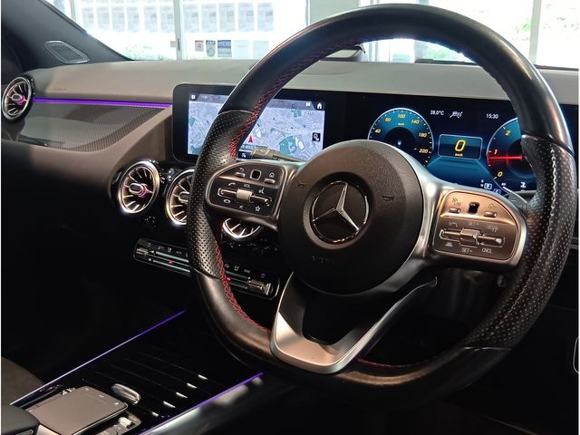 MERCEDES BENZ MERCEDES BENZ GLA class 2020