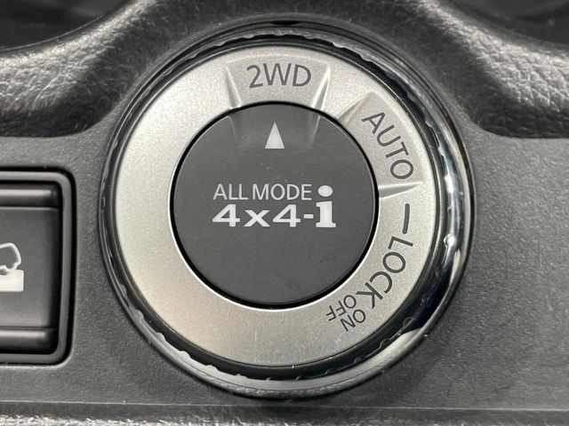 NISSAN X-TRAIL 4WD 2015