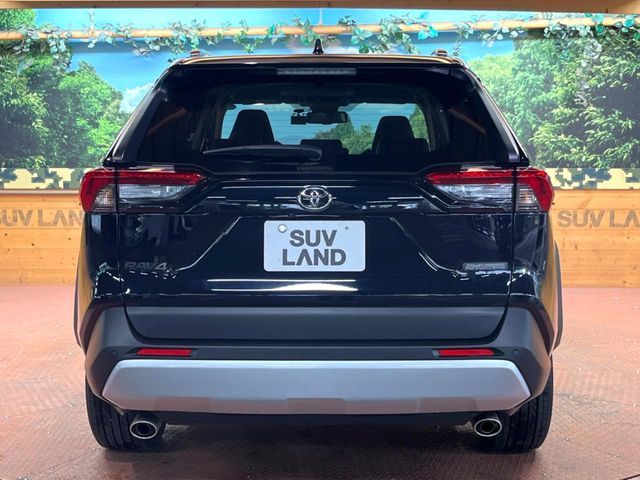 TOYOTA RAV4 4WD 2023