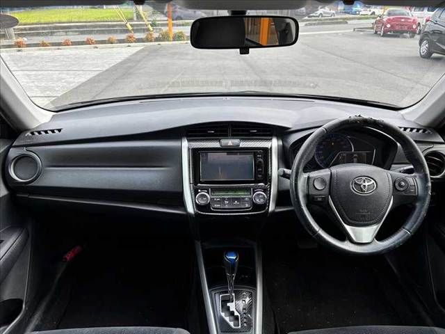 TOYOTA COROLLA FIELDER 2015