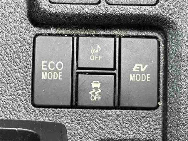 TOYOTA COROLLA FIELDER 2015