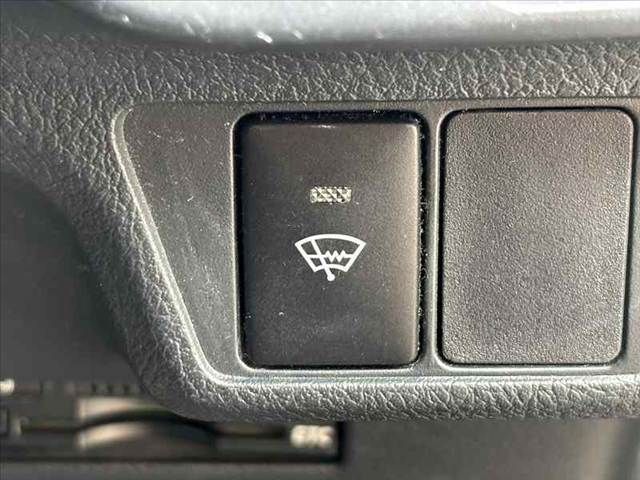 TOYOTA COROLLA FIELDER 2015