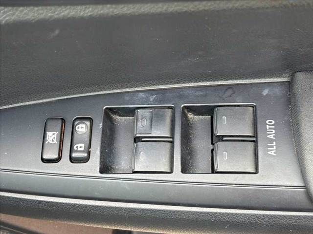 TOYOTA COROLLA FIELDER 2015