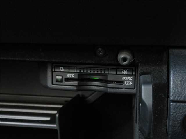 TOYOTA LEXUS IS300h 2013