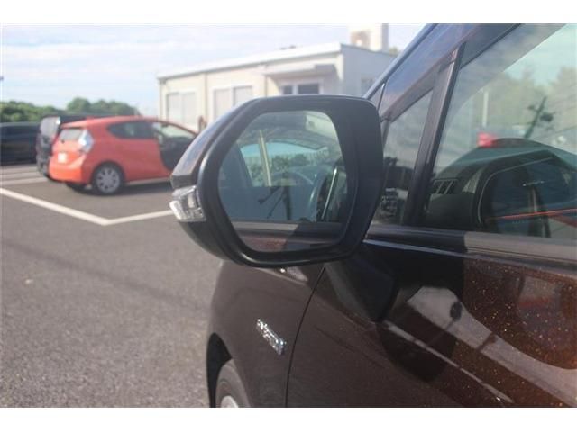 TOYOTA SIENTA HYBRID 2019