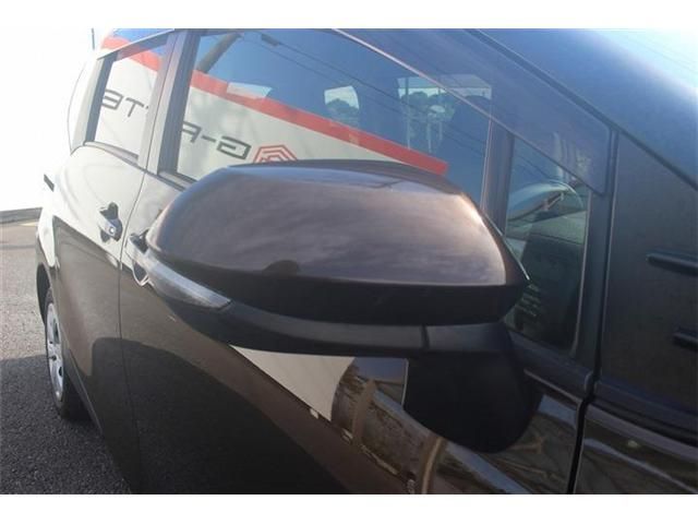 TOYOTA SIENTA HYBRID 2019