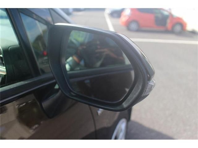 TOYOTA SIENTA HYBRID 2019