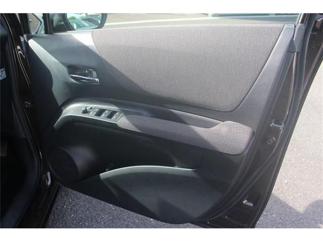 TOYOTA SIENTA HYBRID 2019