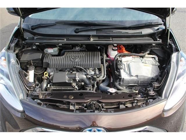 TOYOTA SIENTA HYBRID 2019