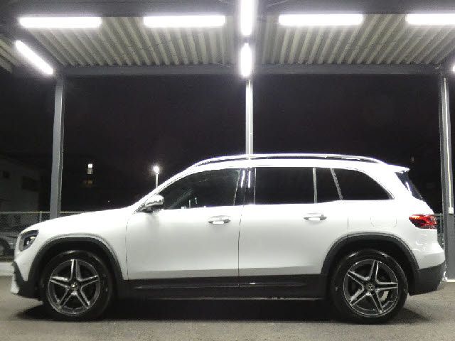 MERCEDES BENZ MERCEDES BENZ GLB 2022