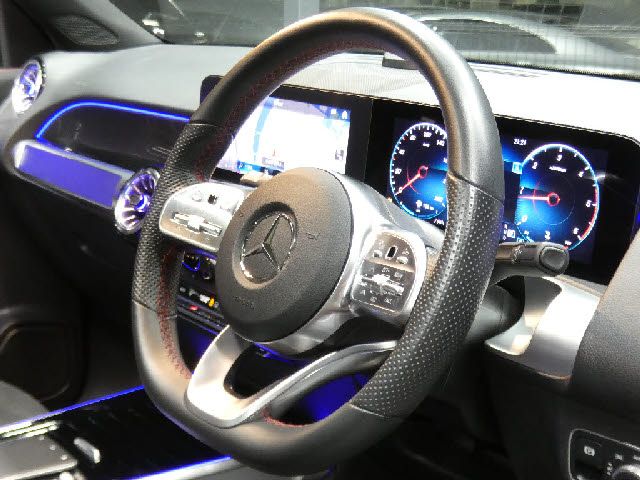 MERCEDES BENZ MERCEDES BENZ GLB 2022