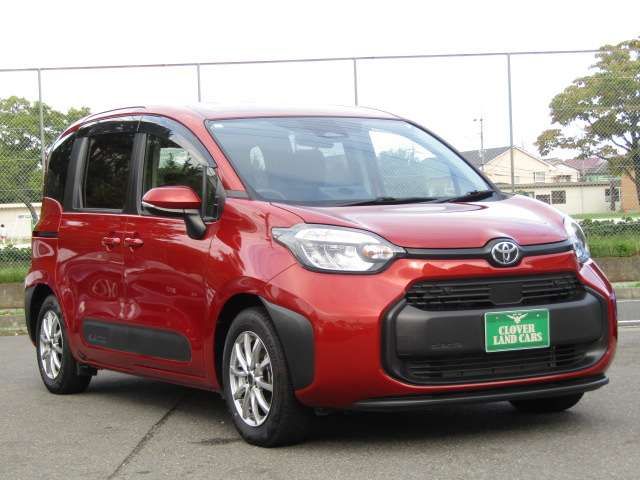 TOYOTA SIENTA HYBRID 2023