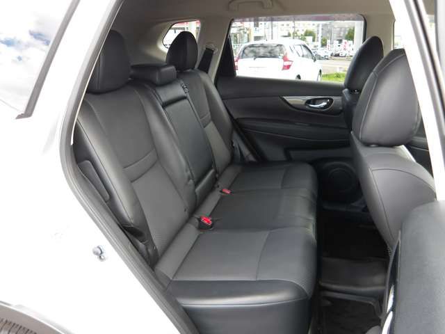 NISSAN X-TRAIL 4WD 2016