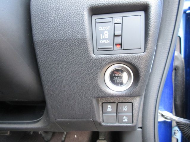 HONDA N BOX CUSTOM 2018