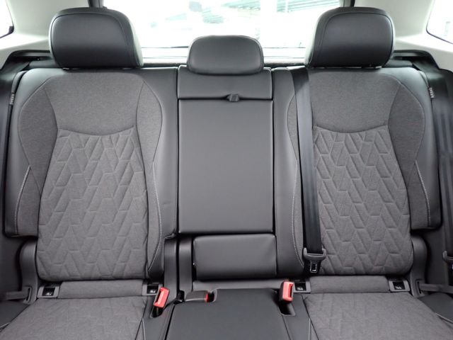 VOLKSWAGEN VOLKSWAGEN TIGUAN 2025