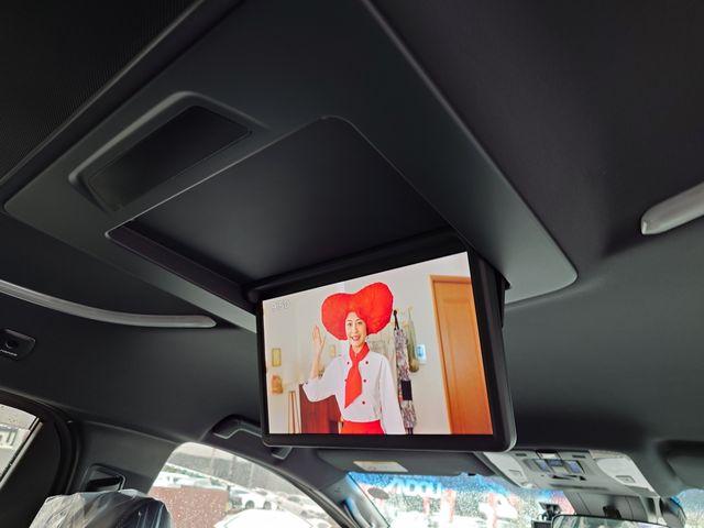 TOYOTA ALPHARD hybrid 4WD 2021