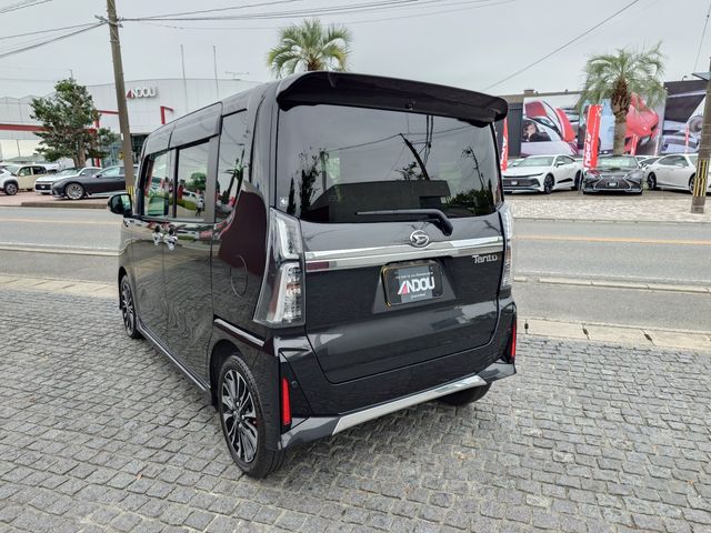 DAIHATSU TANTO CUSTOM 2022