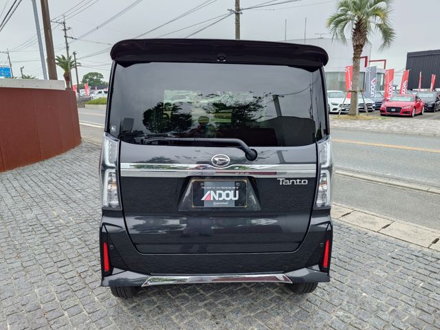 DAIHATSU TANTO CUSTOM 2022
