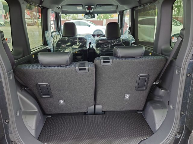 DAIHATSU TANTO CUSTOM 2022