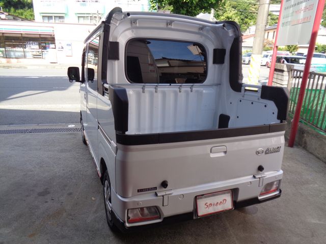 DAIHATSU ATRAI deckvan 4WD 2022