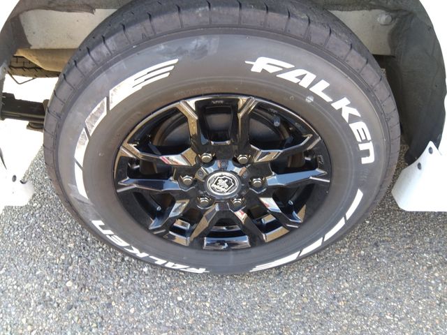 TOYOTA HIACE van 4WD 2023