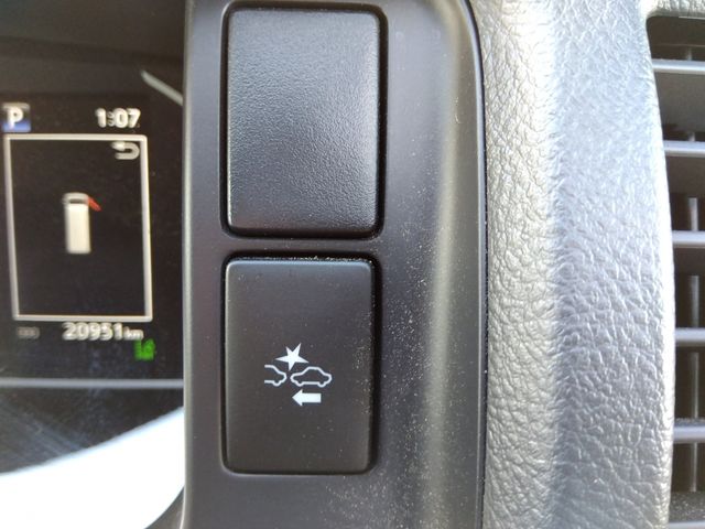 TOYOTA HIACE van 4WD 2023