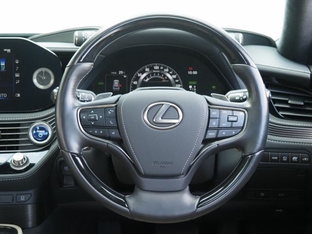 TOYOTA LEXUS LS500h 4WD 2021