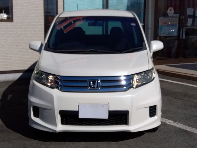 HONDA FREED Spike 2010